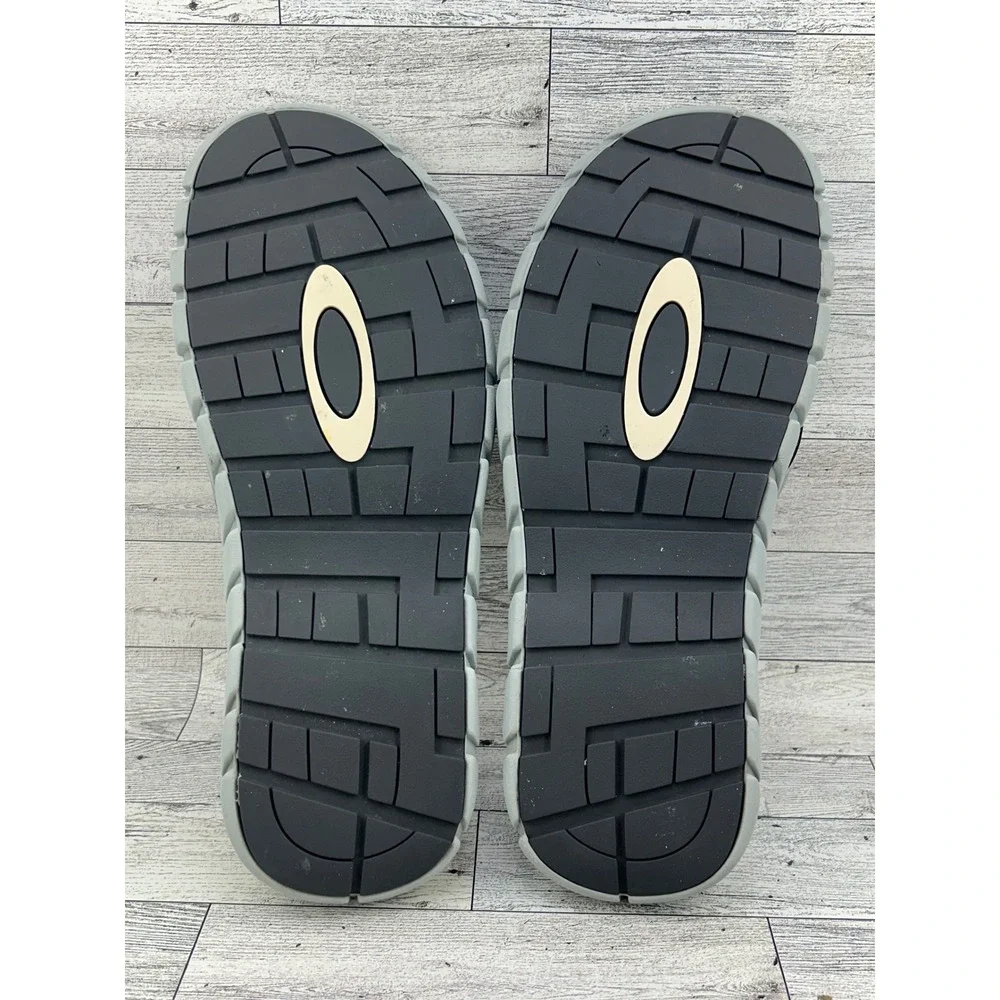 Oakley Supercoil 2.0 Men Grey Flip Flop Sandals 13477-22Y Size 12